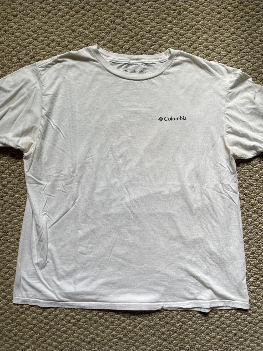 Columbia Sportswear t shirt